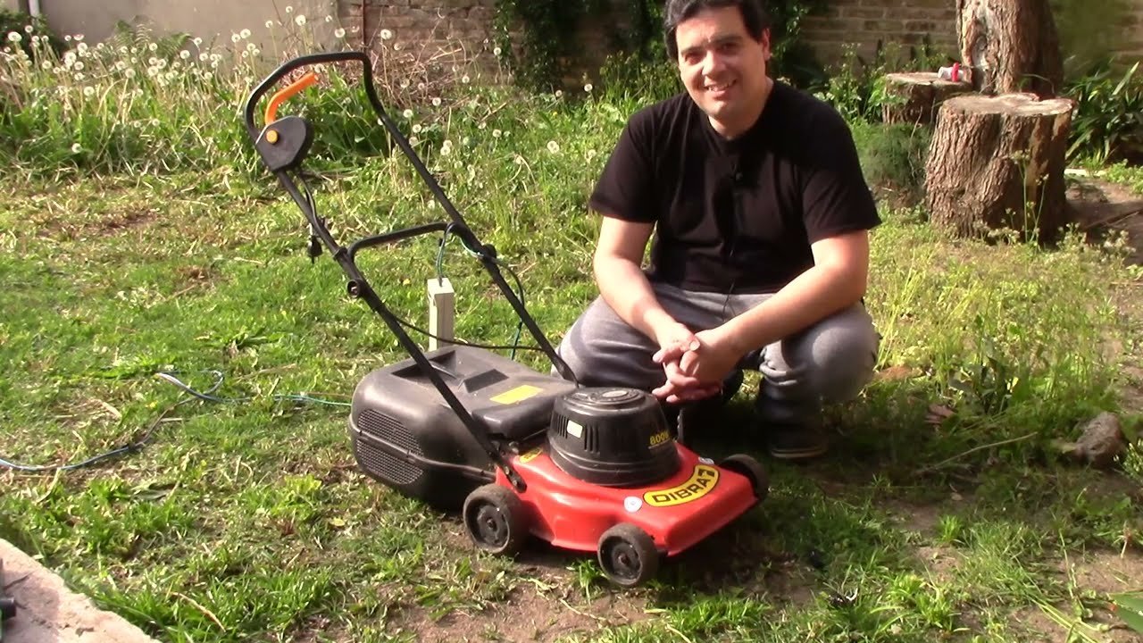cuándo cambiar una cortadora de césped eléctrica en terrenos inclinados